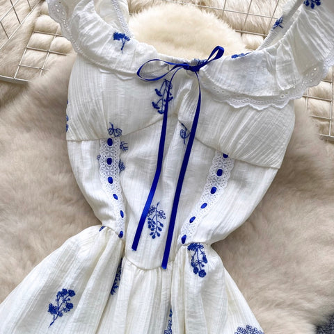 Elegant Floral Embroidered Lace Dress