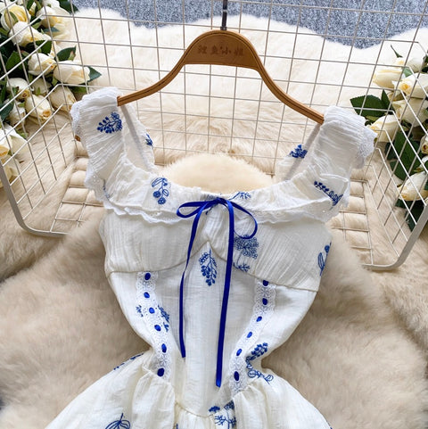 Elegant Floral Embroidered Lace Dress