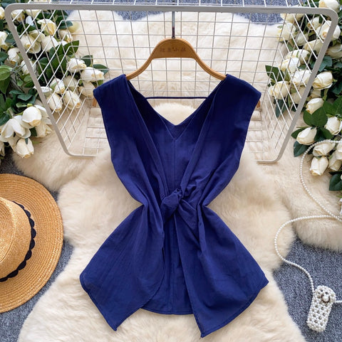 Simple Design V-neck Sleeveless Top