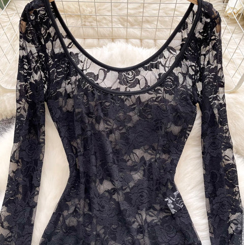 Black Floral Embroidered Bottoming Shirt