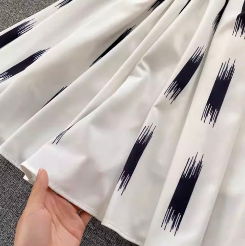 Courtly Embroidered Sleeveless Dress