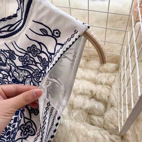 Courtly Embroidered Sleeveless Dress