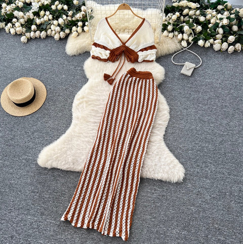 Short Outwear & Striped Skirt Knitted 2Pcs