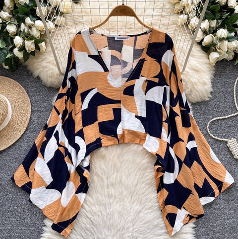 Niche Deep V-neck Printed Shirt