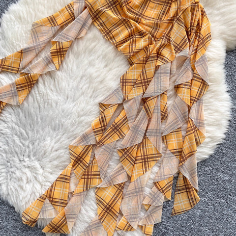 Chic Off-shoulder Asymmetric Plaid Top