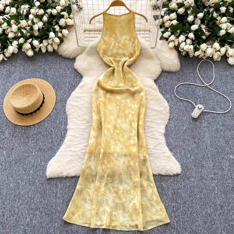 Courtly Petal Buckle Floral Dress