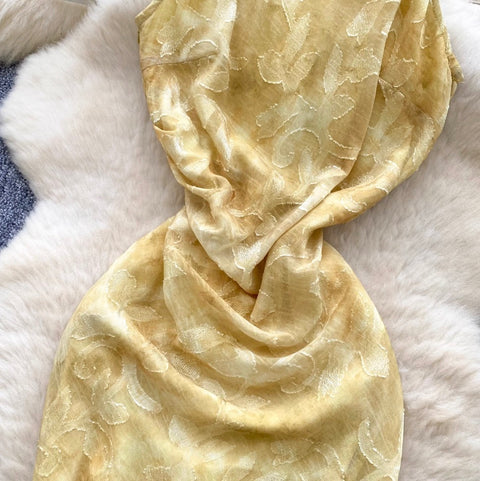 Courtly Petal Buckle Floral Dress