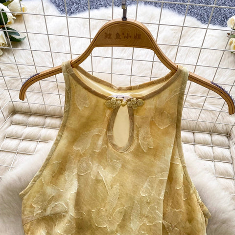 Courtly Petal Buckle Floral Dress