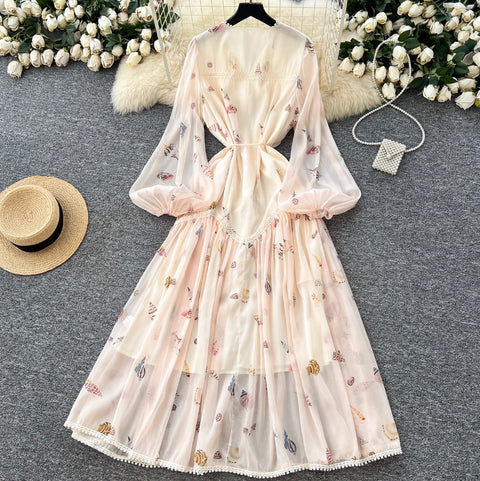 Courtly V-neck Floral Lace Dress