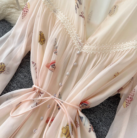 Courtly V-neck Floral Lace Dress