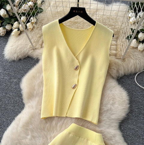 V-neck Knitwear & Mesh Skirt 2Pcs