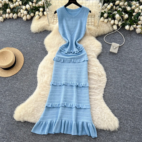 Simple Design Ruffled Knit Dress