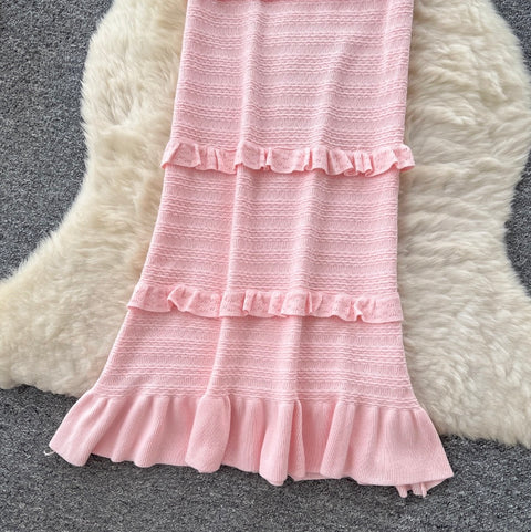 Simple Design Ruffled Knit Dress