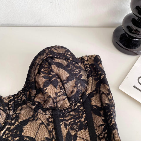 High-end Black Lace Fishbone Top