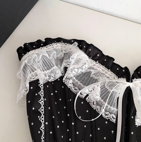 Courtly Polka Dot Lace-trim Top