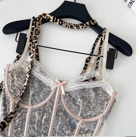 Leopard Printed Fishbone Mesh Camisole