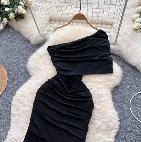 Slant Neckline Pleated Black Dress