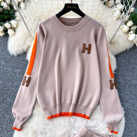 Embroidered Sweater & Trousers Knit 2Pcs