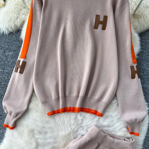 Embroidered Sweater & Trousers Knit 2Pcs