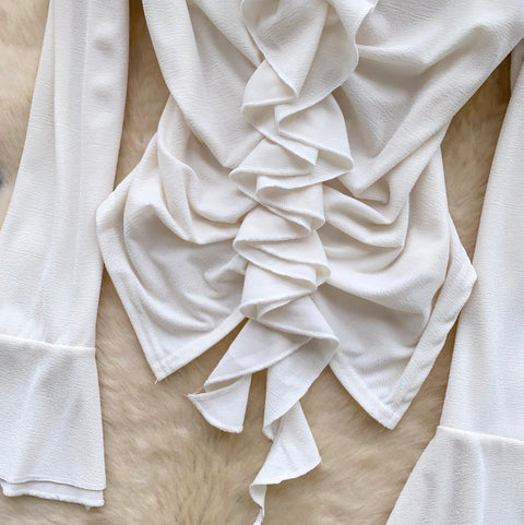 Simple Design Flared Sleeve Pleated Top