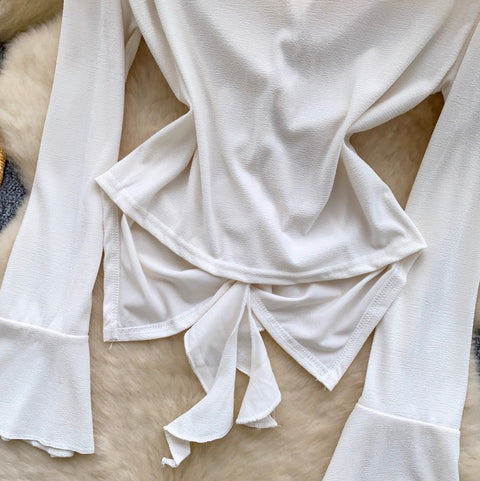 Simple Design Flared Sleeve Pleated Top