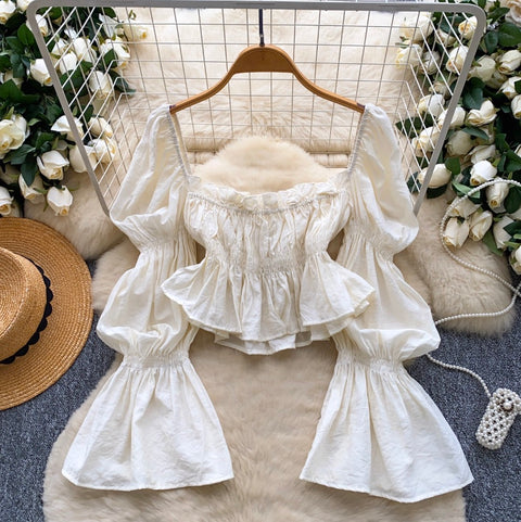 Niche Flared Sleeve Short Top