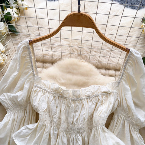 Niche Flared Sleeve Short Top