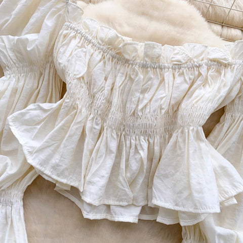 Niche Flared Sleeve Short Top