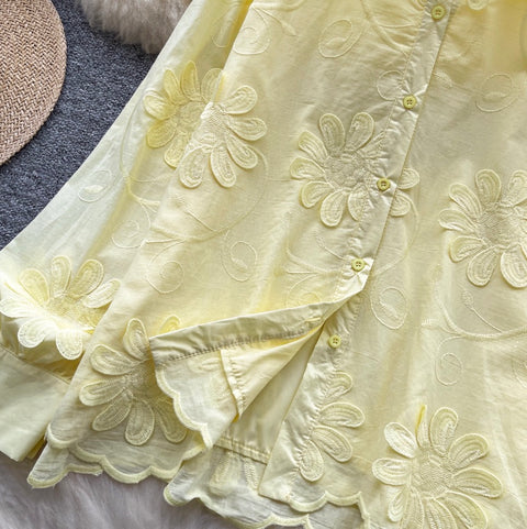 Niche Embroidered Floral Loose-fit Shirt