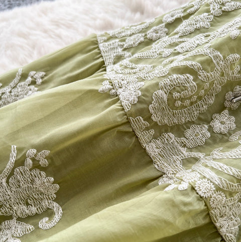 Embroidery Shirt & Half-body Skirt 2Pcs