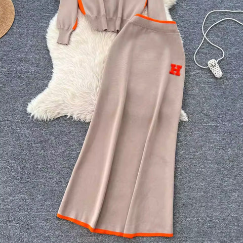 Zipped Sweater & Slim Skirt 2Pcs