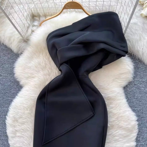 Slant Neckline Split Black Dress