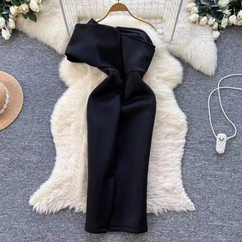 Slant Neckline Split Black Dress