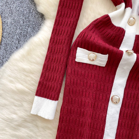 Round Collar Single-breasted Knit Dress