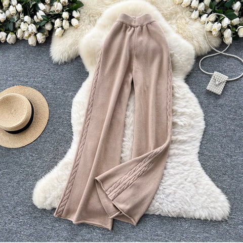 Twisted Side Stretchy Knit Trousers