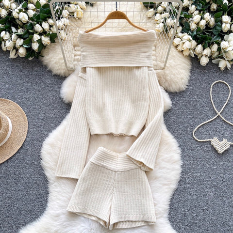Off-shoulder Sweater & Shorts Knit 2Pcs