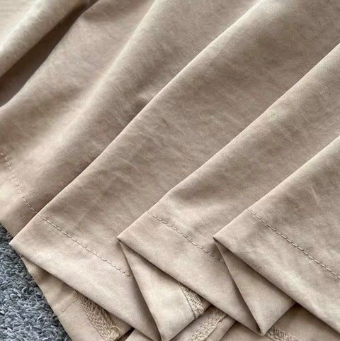 Niche V-neck Single-breasted Dress