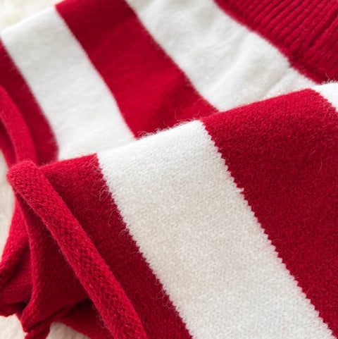 Slant-neckline Knitwear & Shorts Striped 2Pcs