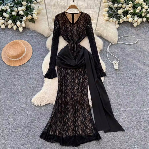 Elegant Embroidery Lace Fishtail Dress