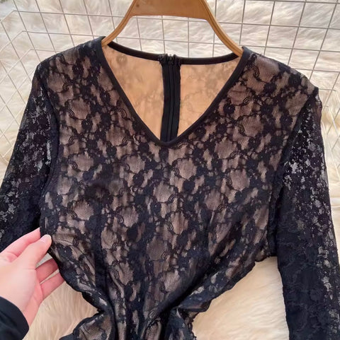 Elegant Embroidery Lace Fishtail Dress