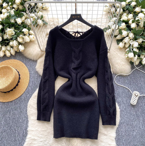 Hip-wrapping Twisted Knit Dress