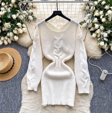 Hip-wrapping Twisted Knit Dress