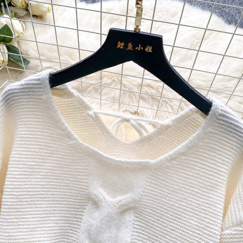 Hip-wrapping Twisted Knit Dress