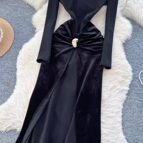 Niche Knotted Black Velvet Dress