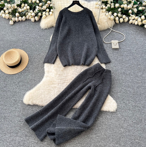 Loose-fit Sweater & Trousers Knit 2Pcs