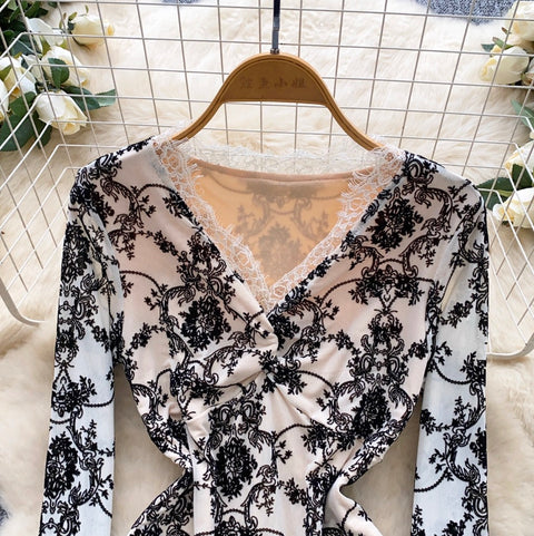 V-neck Knotted Embroidered Lace Top