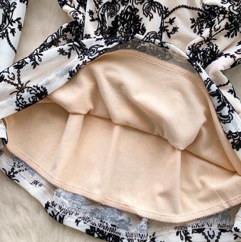 V-neck Knotted Embroidered Lace Top