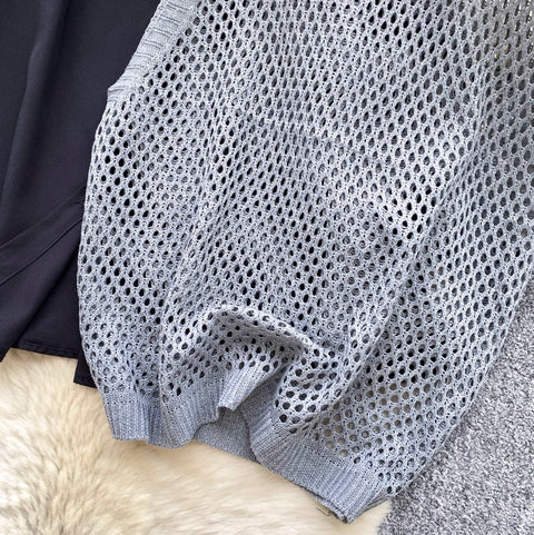 Hollowed Knitwear & Bottoming Shirt 2Pcs