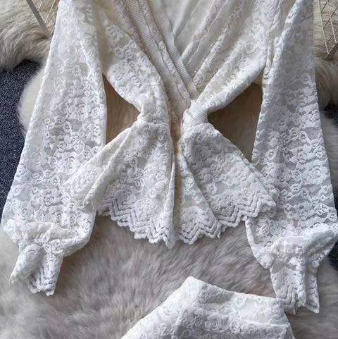 V-neck Top & Skirt Lace 2Pcs