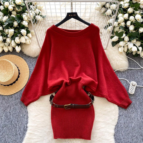 Bat-sleeve Knit Dress with Belt